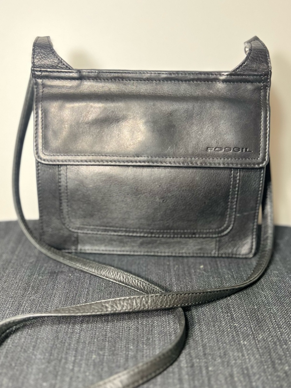Vintage Fossil Black Leather Crossbody Bag Organizer Wallet Purse